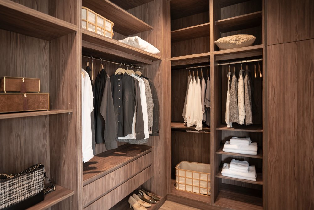 Custom Closet Systems Contractor in Ramsey ID